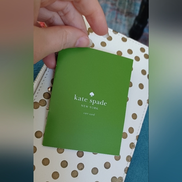 Kate Spade gold polka dot envelope wristlet zipper closure - Picture 6 of 11